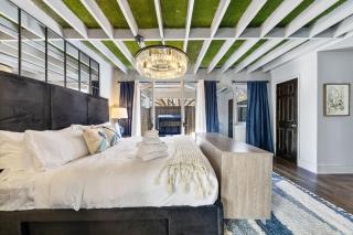 Peaceful Dallas Condo with Spacious Private Patio - 8