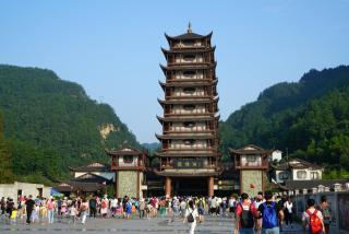 Zhangjiajie Riverside Leaves Inn一The city bus can go to the ticket office of the scenic spot - 9