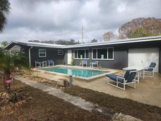 Satchell's Lakehouse - 6