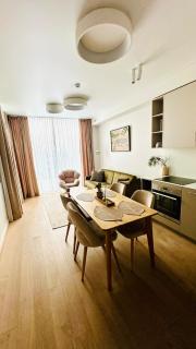 Cozy Riverside Apartment - 7