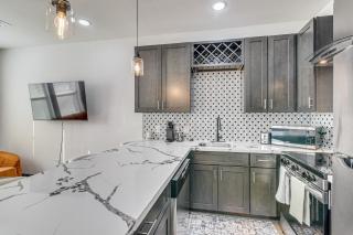 Sleek, Convenient New-Build 8 Mi to Dtwn Houston! - 4