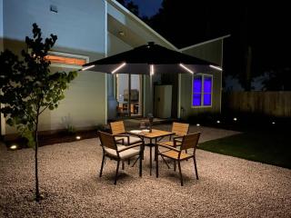 15 Min to Downtown with Backyard & Parking - 5