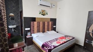 Raju shree rajeshwari guest house - 5