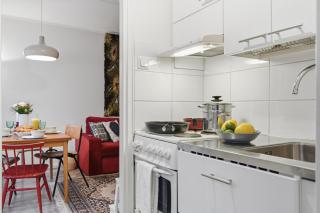 Sunny Views w Balcony, Netflix, 200m tram&bus, Design District - 5