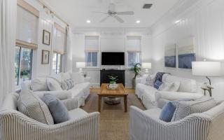 Blue Oyster Cottage - 2
