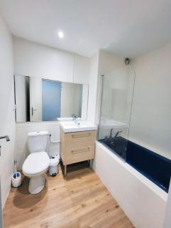 Chambre Privée dans Appartement Partagé - Calme et Lumineux - Proche Bordeaux - Lormont N2-3 - 2