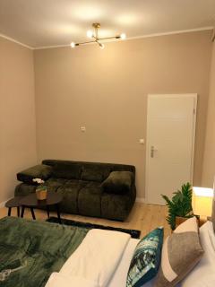 Modern flat 8 guests, 2 bathrooms, near Berlin Messe - 2