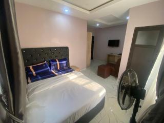 JICHAKA HOTEL & SUITEs - 4