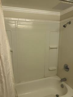 Logan Lake Hotel - 1
