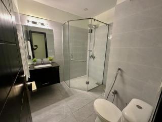 Zameen Opal Huge 1BR Pool Table Secure - 2