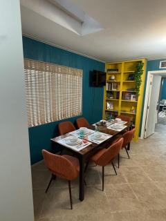 Eclectic Family Hub-Hot tub-Galleria-Uni - 8