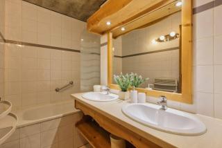 La Verte Appart 2CH familial 5mn pistes Vue Parking - 4