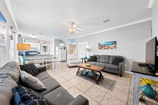 Orange Beach Villas - Beach Retreat by Youngs Suncoast - 8