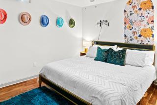 Apt W/Parking|Pool|Gym|Projector|Desk|Gym|Cityview - 1