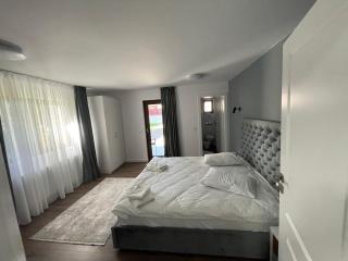 Căsuța din Vale - 5