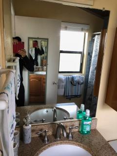 Stunning 2BD 2BA Ocean Front Condo Great View, AC - 2
