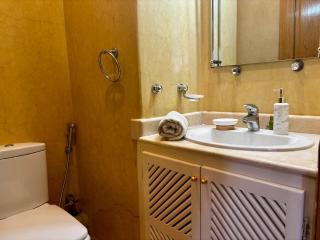 Cozy 2-bedroom apartment & pool & wifi - 4