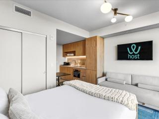 Stylish Studio Near Bayfront Park - 1