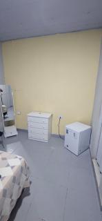 Quarto com otima localização - 4