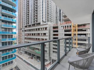 Spectacular Cityviews - Steps from Bayfront Park - 7