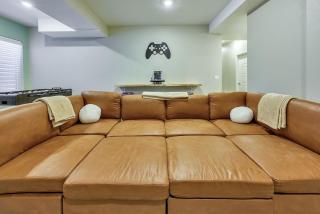 Family Friendly 5BR Mountain Views & Game Room - 2