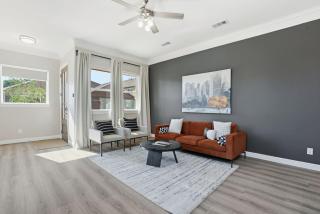 O14A Single Story 2BR King Beds Workspaces Gym - 3