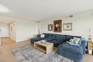 Renovated at Amelia South (H2) - Oceanfront Balcony - Pool - Steps from the Beach - 7