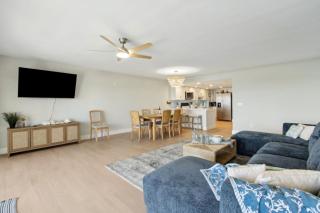 Renovated at Amelia South (H2) - Oceanfront Balcony - Pool - Steps from the Beach - 5