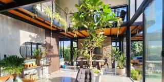 Private 4BR Getaway with Pool & Cinema - 0