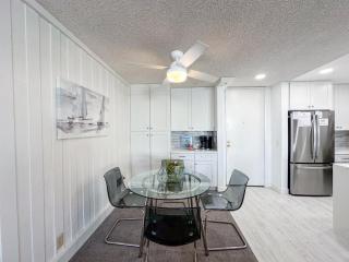 E208 - Ocean Overlook - 3