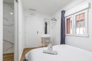 AYZ Luis Cabrera-Auto check-in property - Madrid - 6