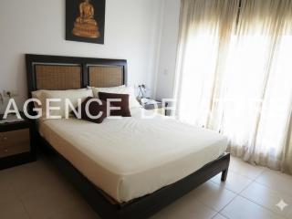 Apartamento en una pequeña urbanizacion tranquila con piscina , en la colina a 500 m del centro y de las playas. - ES-389-17 - 3