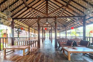 RedDoorz at Etnik Guest House - 2