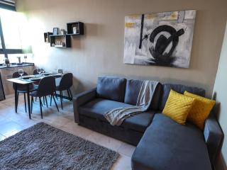 Elegant, Cosy & Chic 1bedroom Apt in perfect location! - 2
