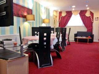 City View Hotel - Roman Road Market - 4