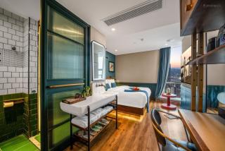 THE HUMBLE High-Rise Riverview Hotel Jiefangbei & Hongyacave- 24-hour butler service-Robot meal delivery- Laundry service - 3