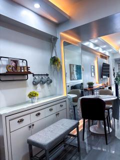 Elegant One-Bedroom Retreat with Cozy Comforts - 9