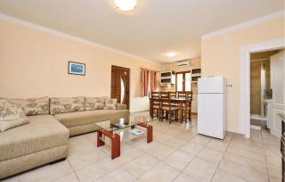 Beautiful Home In Vir - 1