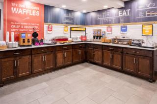 Hampton Inn Commerce - 1