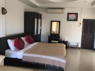 Plaifah Resort Ubon - 8