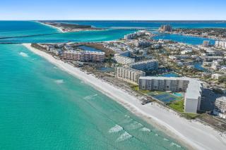 Holiday Surf and Racquet Club 707 - 7