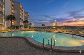 Holiday Surf and Racquet Club 711 - 9