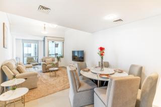 RH- Marina Living with Panoramic Views, Chic 3BR in Ocean Heights - 6