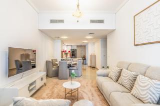 RH- Marina Living with Panoramic Views, Chic 3BR in Ocean Heights - 7