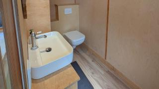 Schloss Sigrön Zirkuswagen - 6