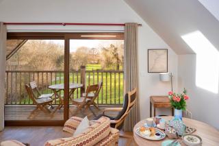 Finest Retreats - Canal Central - 2