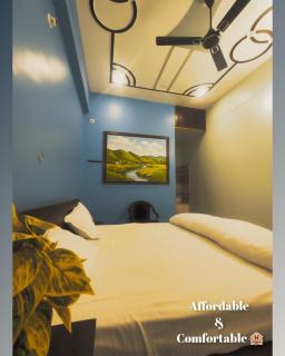 Prabha Guest House Ayodhya - 1