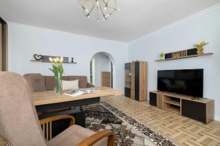 Spacious Apartment with 3 Bedrooms and Balcony in Rzeszów by Noclegi Renters - 3