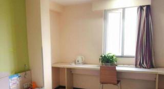 7 Days Inn Guiyang Qianlingshan Park Beijing Road Metro Station - 9