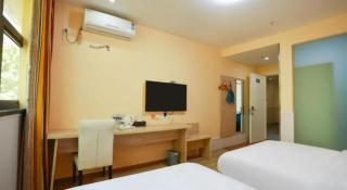 7 Days Inn Chongqing Beibei New District Light Rail Station - 1